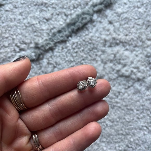 Pandora Elevated Heart Stud Earrings stearling silver small minimal simple - Picture 4 of 9